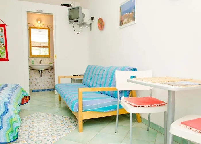 Sunset Village Апартаменты *