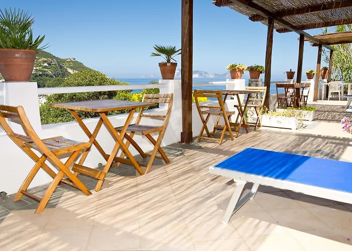 Апартаменты Sunset Village